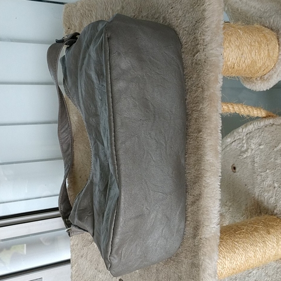 Cute little pewter handbag - Picture 3 of 4